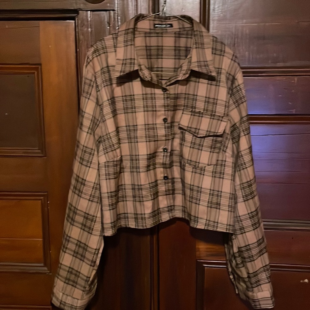 Brown plaid crop top. Never Worn